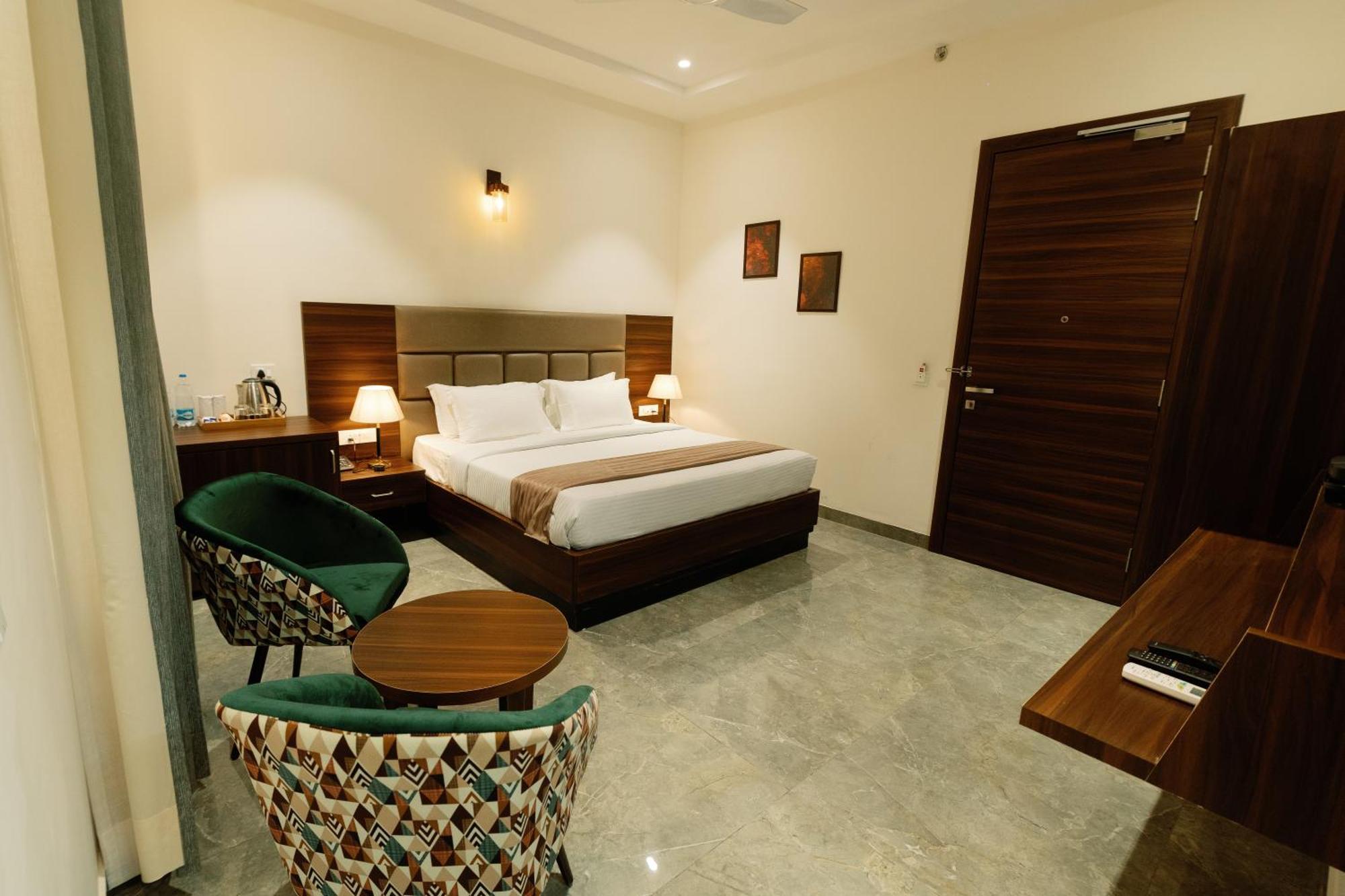 Grand Heritage Hotel & Resort Ludhiana Ngoại thất bức ảnh